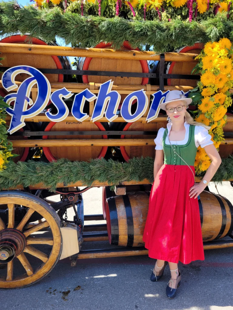 Oktoberfest 2024 - Justyna w bawarskim stroju