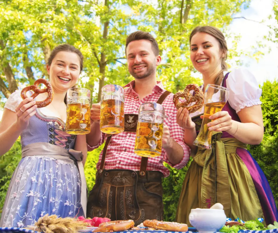 Strój na Oktoberfest - Dirndl i Lederhosen